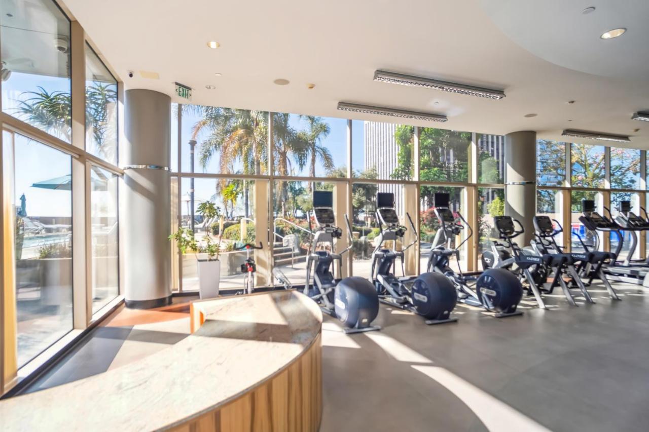 Luxury High Rise With City Views * Los Angeles